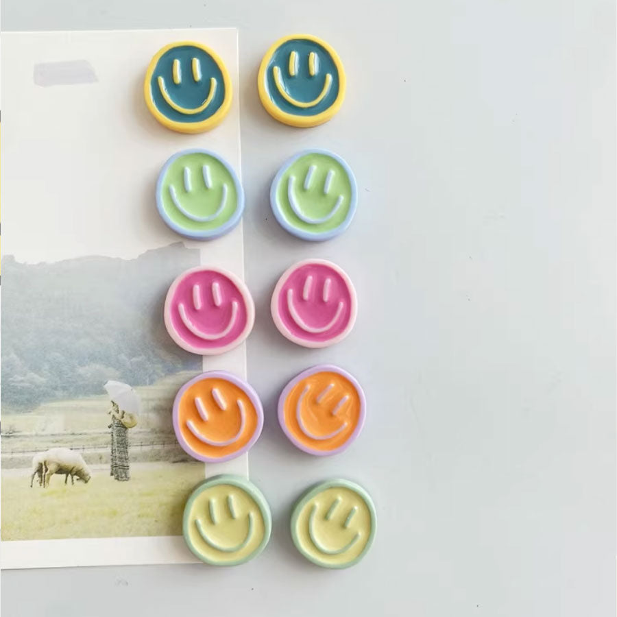3D Smiley Face Pop-Art Magnets (3pcs)